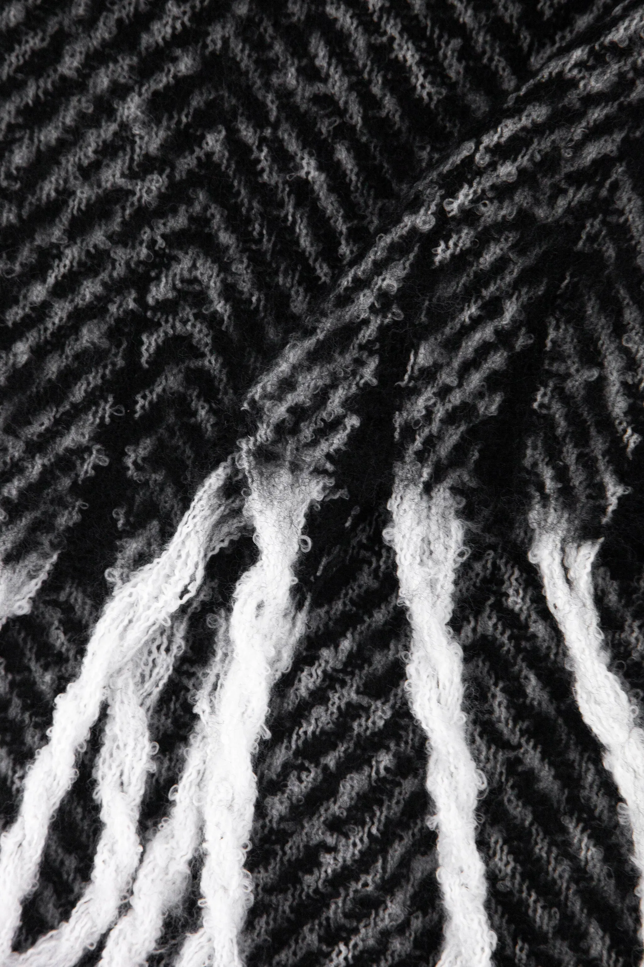 Cooper Heavyweight Scarf - Black, Herringbone