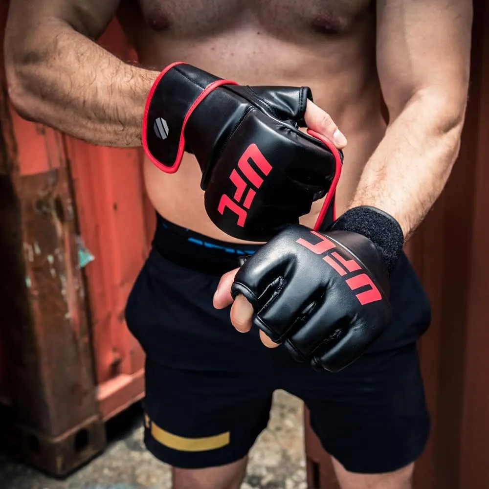 UFC 6oz Fitness Gloves