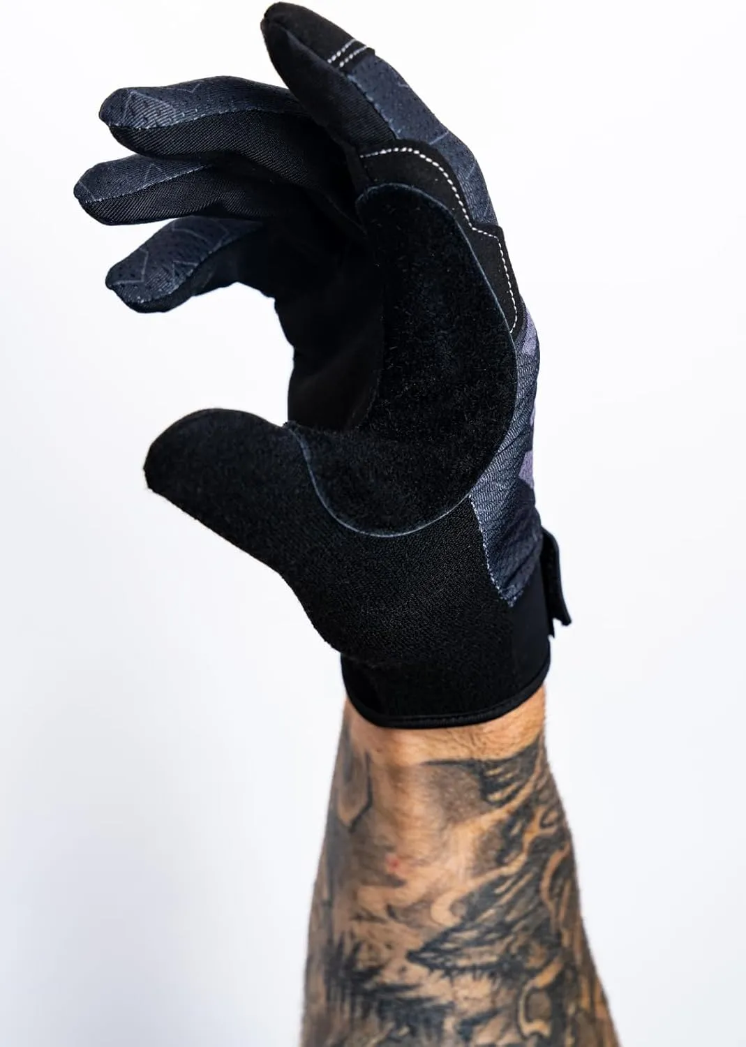 Undersun Workout Gloves - Full Palm Protection & Extra Grip, Gym Gloves for Resistance Bands, Weight Lifting, Training, Fitness, Exercise (Men & Women)